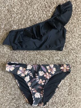 Target Black One-Shoulder Ruffle Bikini Top with Floral Bikini Bottom